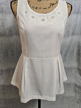 Geode- Sleeveless White Embroidered Peplum Top - Feminine Tank Blouse